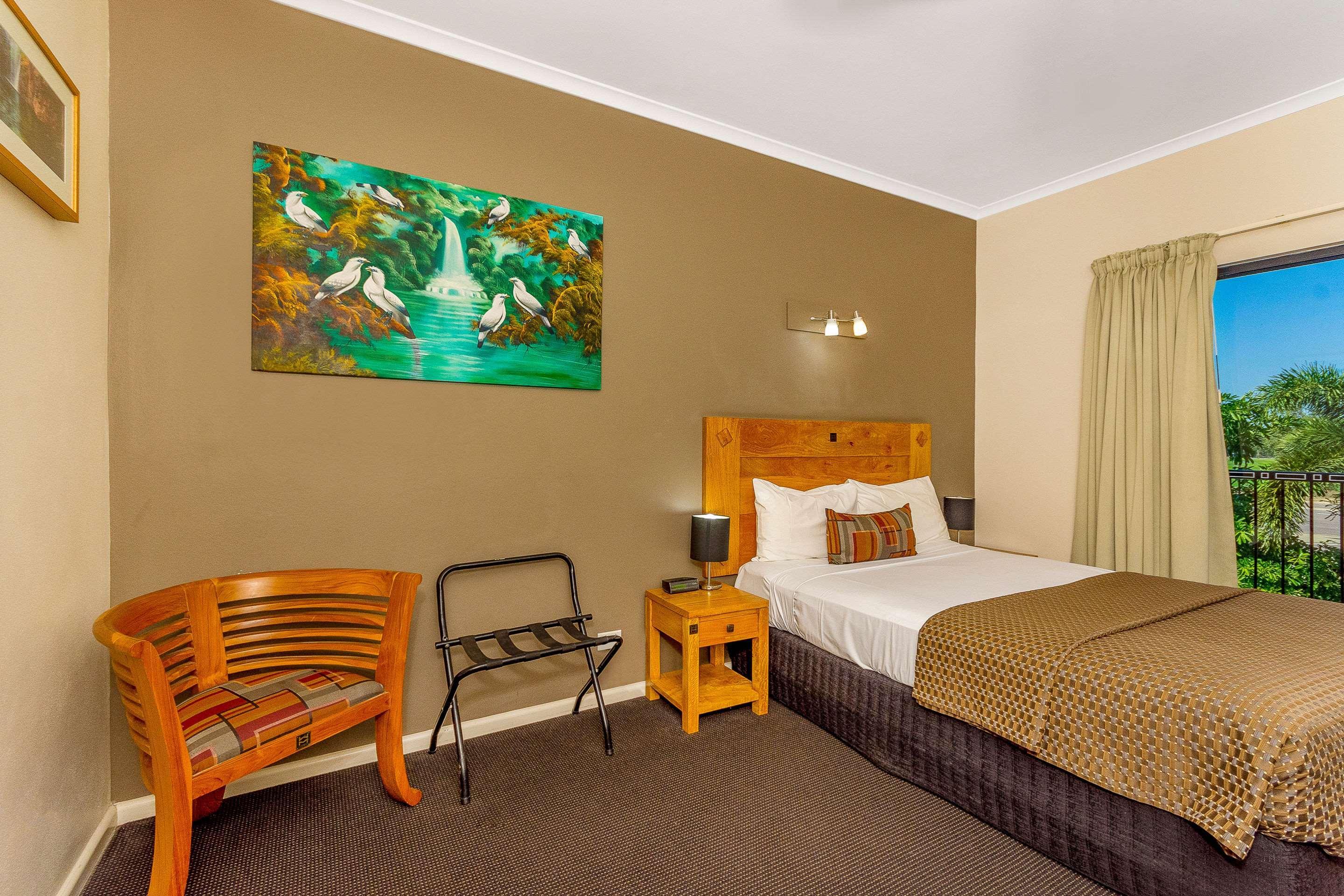 Quality Hotel Darwin Airport מראה חיצוני תמונה A room at the hotel